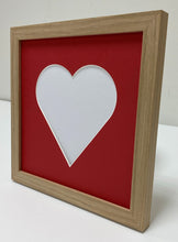 Load image into Gallery viewer, Large Love heart photo frame
